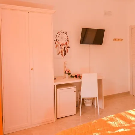 Guest house Milla *